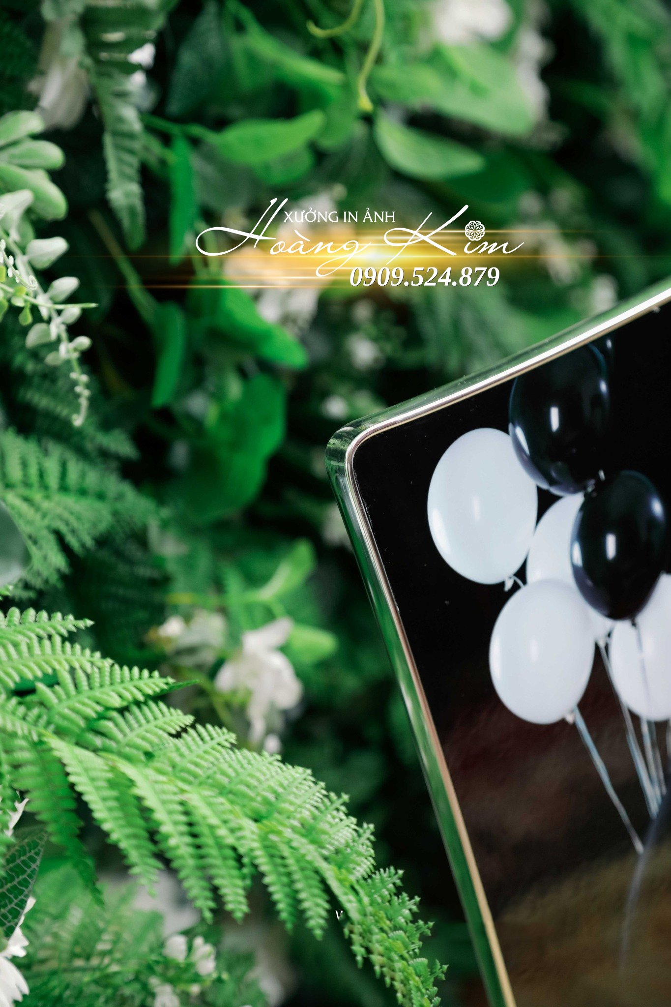 In Ảnh Gỗ Mica, Mica Bóng – Sang Trọng, Sắc Nét, Nổi Khối Như Pha Lê | Xưởng In Ảnh Hoàng Kim 22 ảnh mica được bọc viền metal
