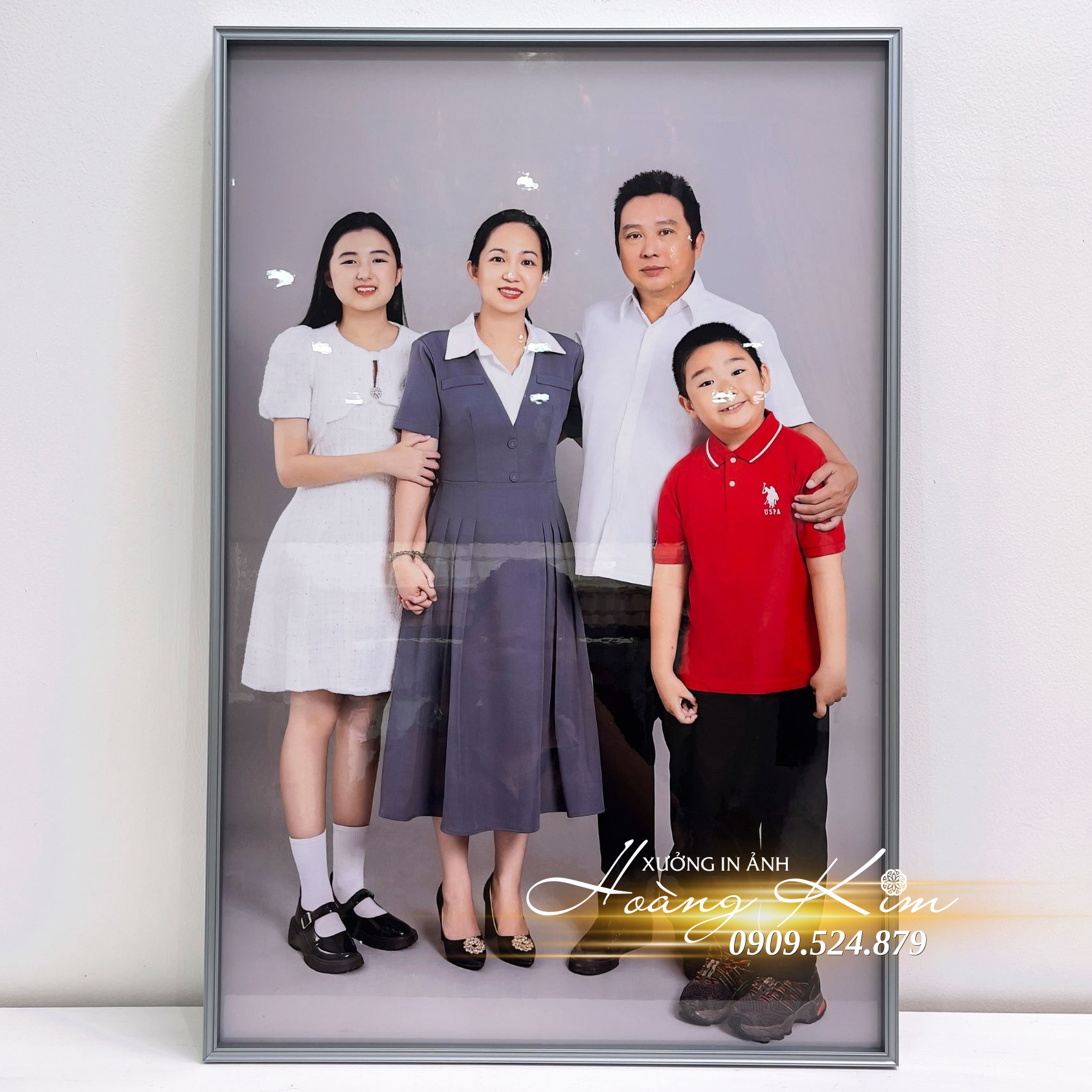 In Ảnh Mica, Tráng Gương Viền Hợp Kim – Đẳng Cấp, Bền Bỉ, Sang Trọng Như Khung Cao Cấp | Xưởng In Ảnh Hoàng Kim 44 ảnh mica tráng gương viền hợp kim cao cấp làm ảnh gia đình