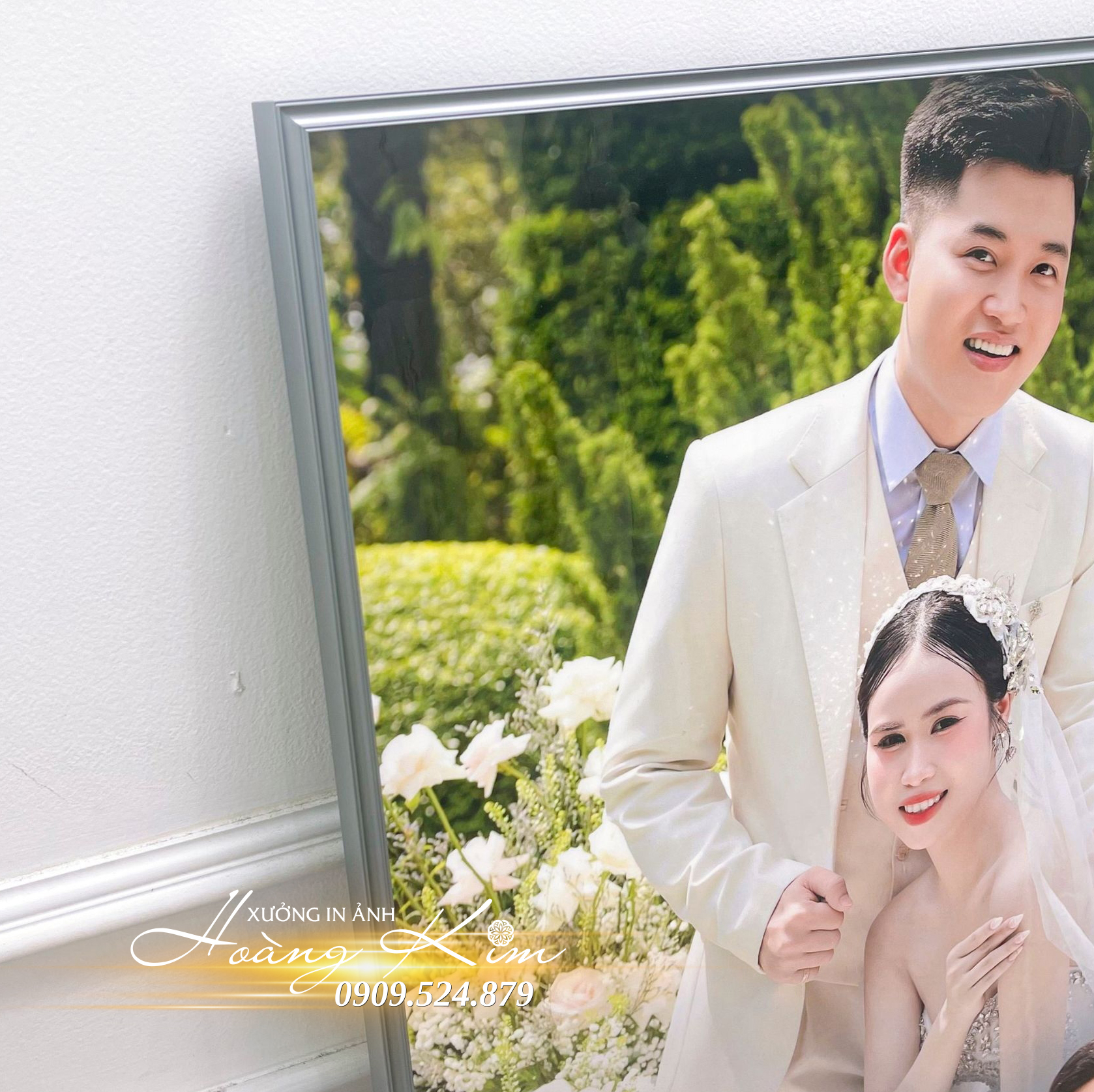 In Ảnh Mica, Tráng Gương Viền Hợp Kim – Đẳng Cấp, Bền Bỉ, Sang Trọng Như Khung Cao Cấp | Xưởng In Ảnh Hoàng Kim 26 ảnh gỗ viền hợp kim