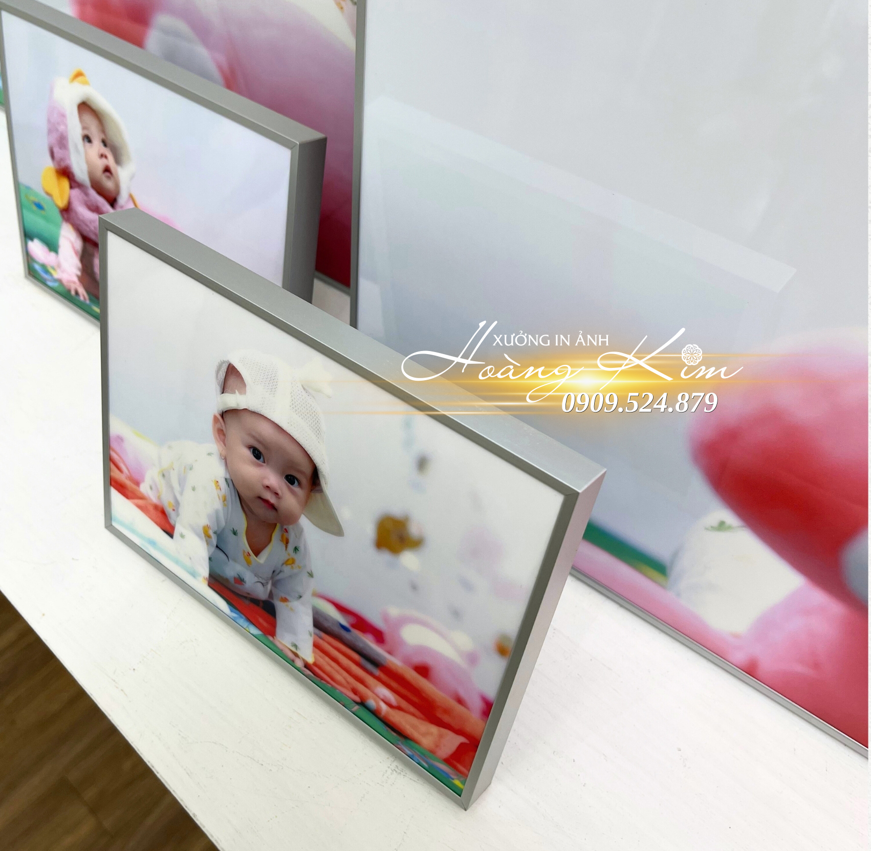 In Ảnh Mica, Tráng Gương Viền Hợp Kim – Đẳng Cấp, Bền Bỉ, Sang Trọng Như Khung Cao Cấp | Xưởng In Ảnh Hoàng Kim 25 ảnh gỗ viền hợp kim