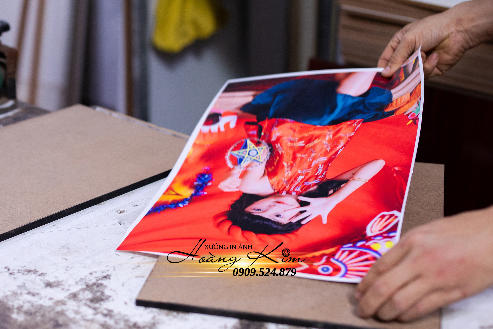 In Ảnh Lab Chất Lượng Cao – Câu Chuyện Của Người Làm Ảnh Lâu Năm | Xưởng In Ảnh Hoàng Kim 8 Bảo quản ảnh Lab để bền màu hàng chục năm (1)