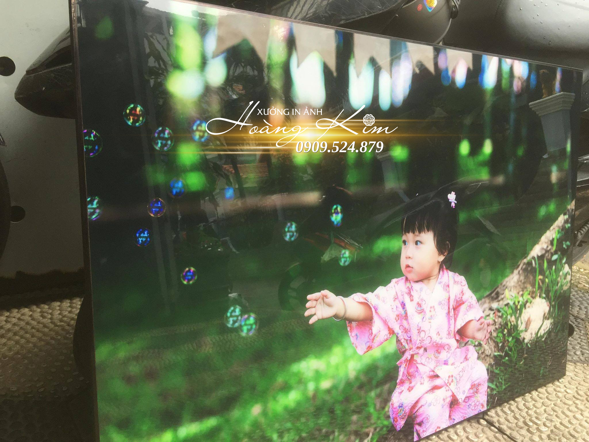 In Ảnh Tráng Gương, Pha Lê – Đỉnh Cao Của Sự Sang Trọng Và Sắc Nét | Xưởng In Ảnh Hoàng Kim 19 ảnh tráng gương có chiều sâu (6)