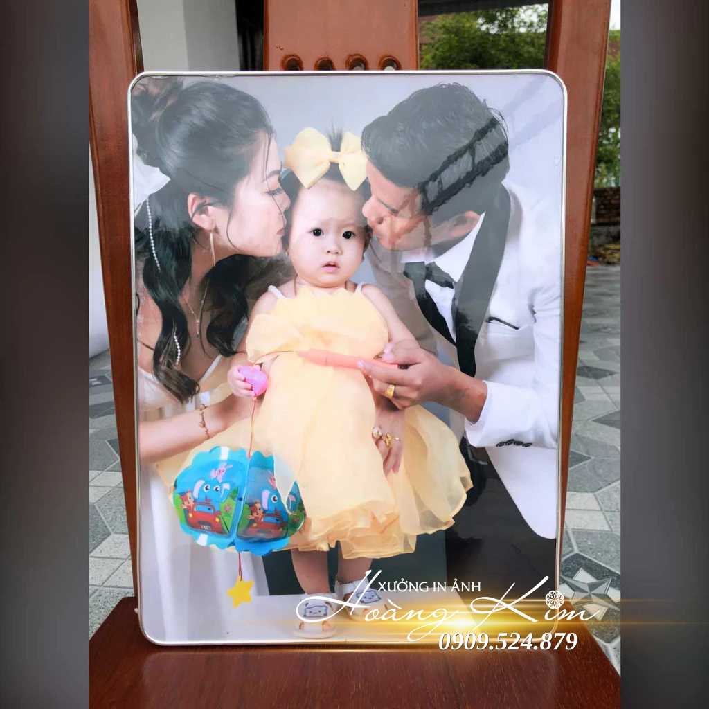 In Ảnh Tráng Gương, Pha Lê – Đỉnh Cao Của Sự Sang Trọng Và Sắc Nét | Xưởng In Ảnh Hoàng Kim 13 ảnh tráng gương là ảnh cao cấp nhất (2)