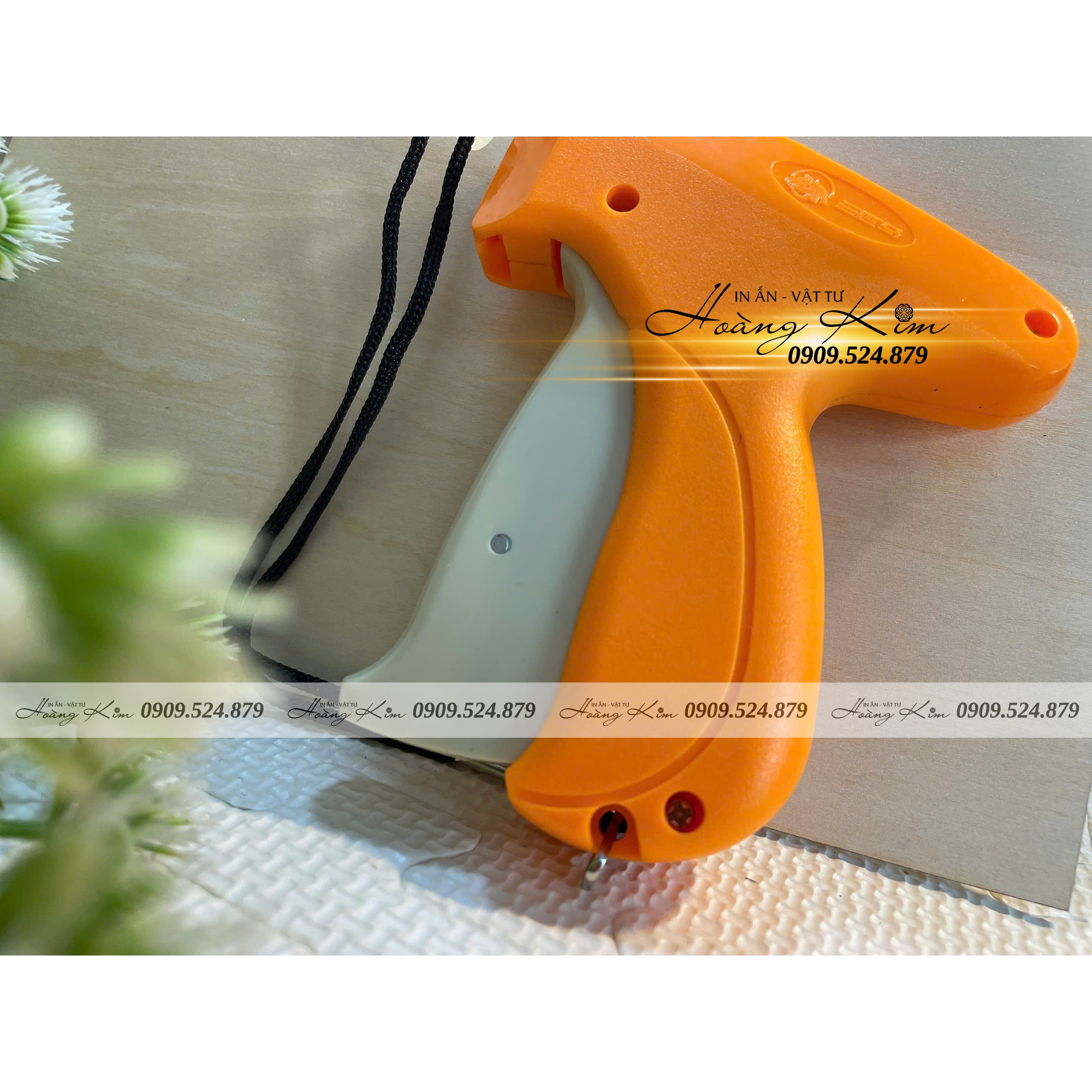 Máy Bắn Tag Threehorses 8S Chính Hãng – Giải Pháp Gắn Nhãn Mác Quần Áo Chuyên Nghiệp Cho Shop Thời Trang Và Xưởng May 10 máy bắn tag 8S (8)
